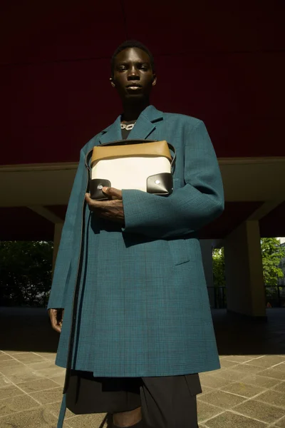 Look 11